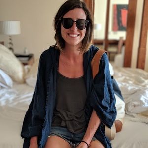 Meet your Posher, Kitsi